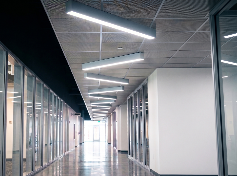 Veregy is proud to partner with CHASSE Building Team and DLR Group on the new West-MEC Southeast Campus in Phoenix, Arizona, a cutting-edge 54,000+ sq. ft. Career & Technical Education facility designed to prepare students for high-demand careers in advanced manufacturing, healthcare, IT, and technology.