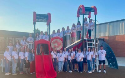 Gallatin R-V Celebrates Ribbon Cutting for New Elementary Playground